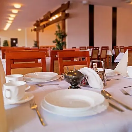 Hotel Sanatorium Uzdrowiskowe Roza 3*