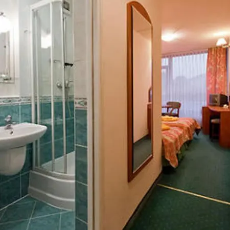 Hotel Sanatorium Uzdrowiskowe Roza